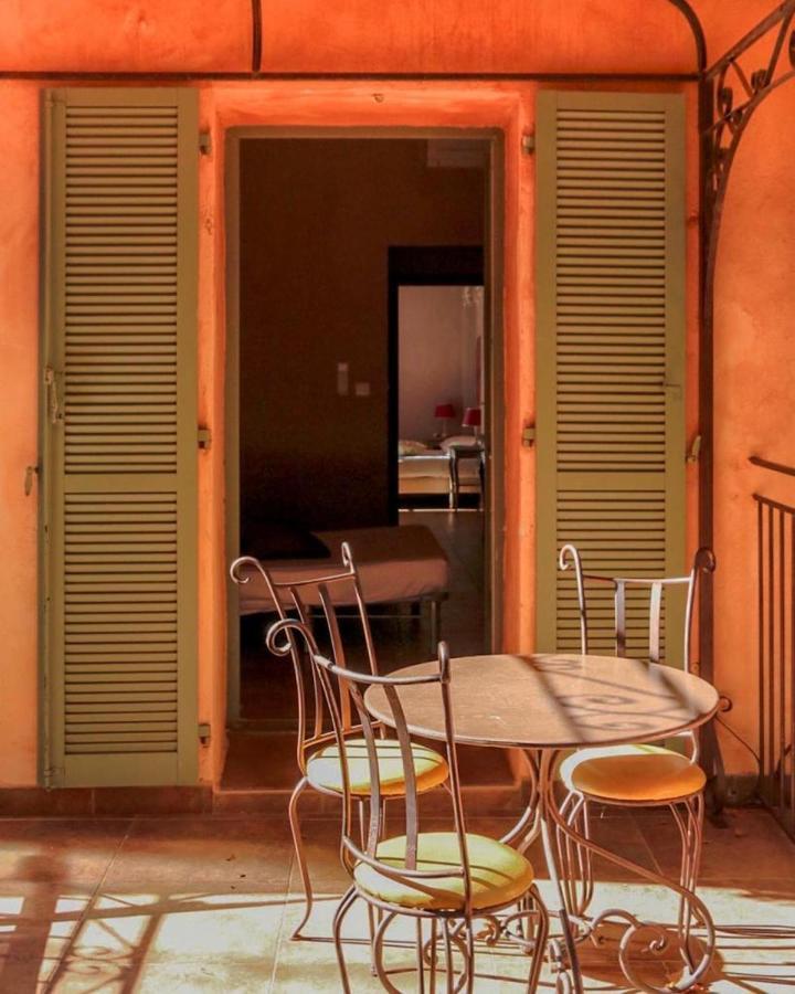 Hostellerie Du Cigalou Борм-ле-Мимоза Экстерьер фото