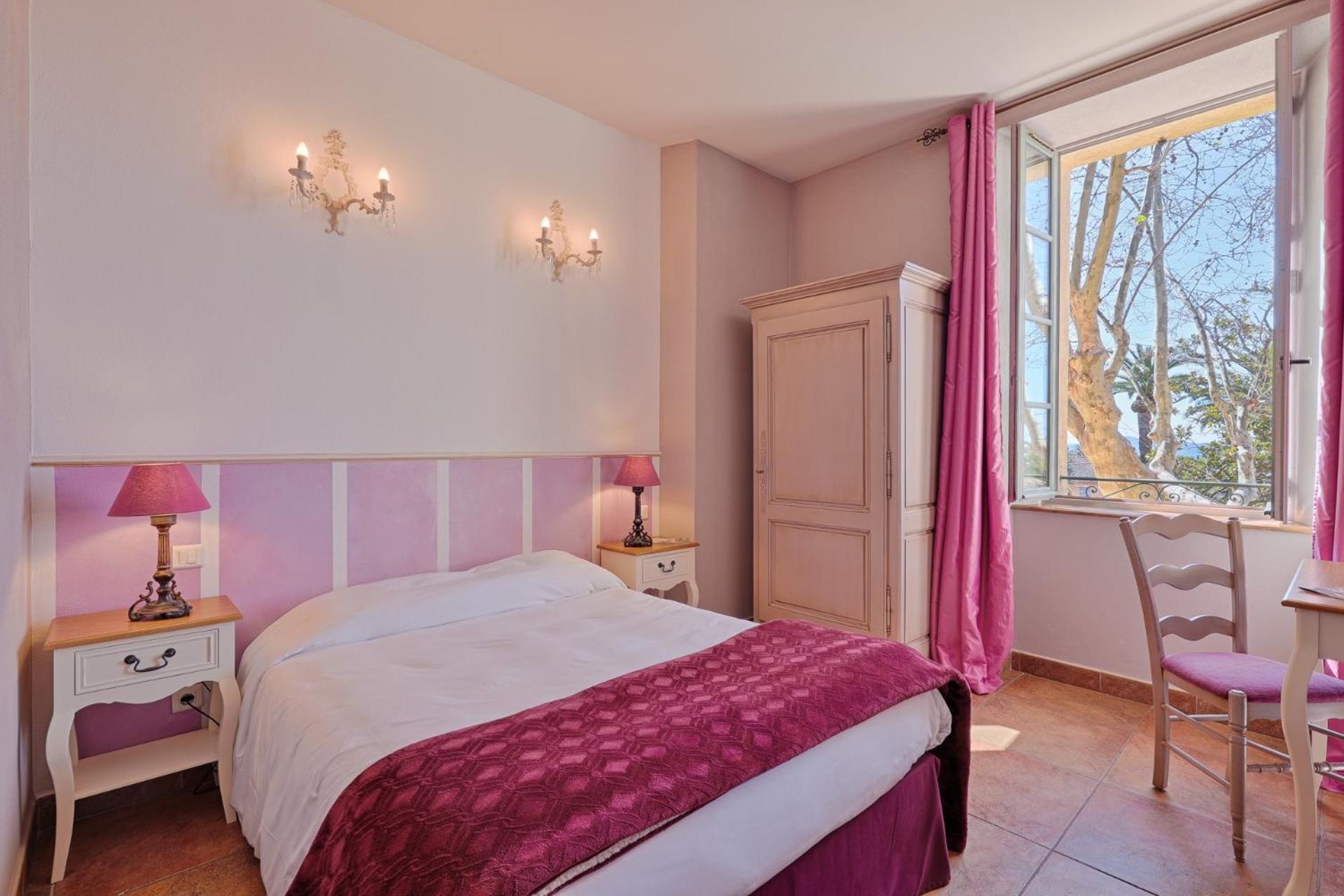 Hostellerie Du Cigalou Борм-ле-Мимоза Экстерьер фото