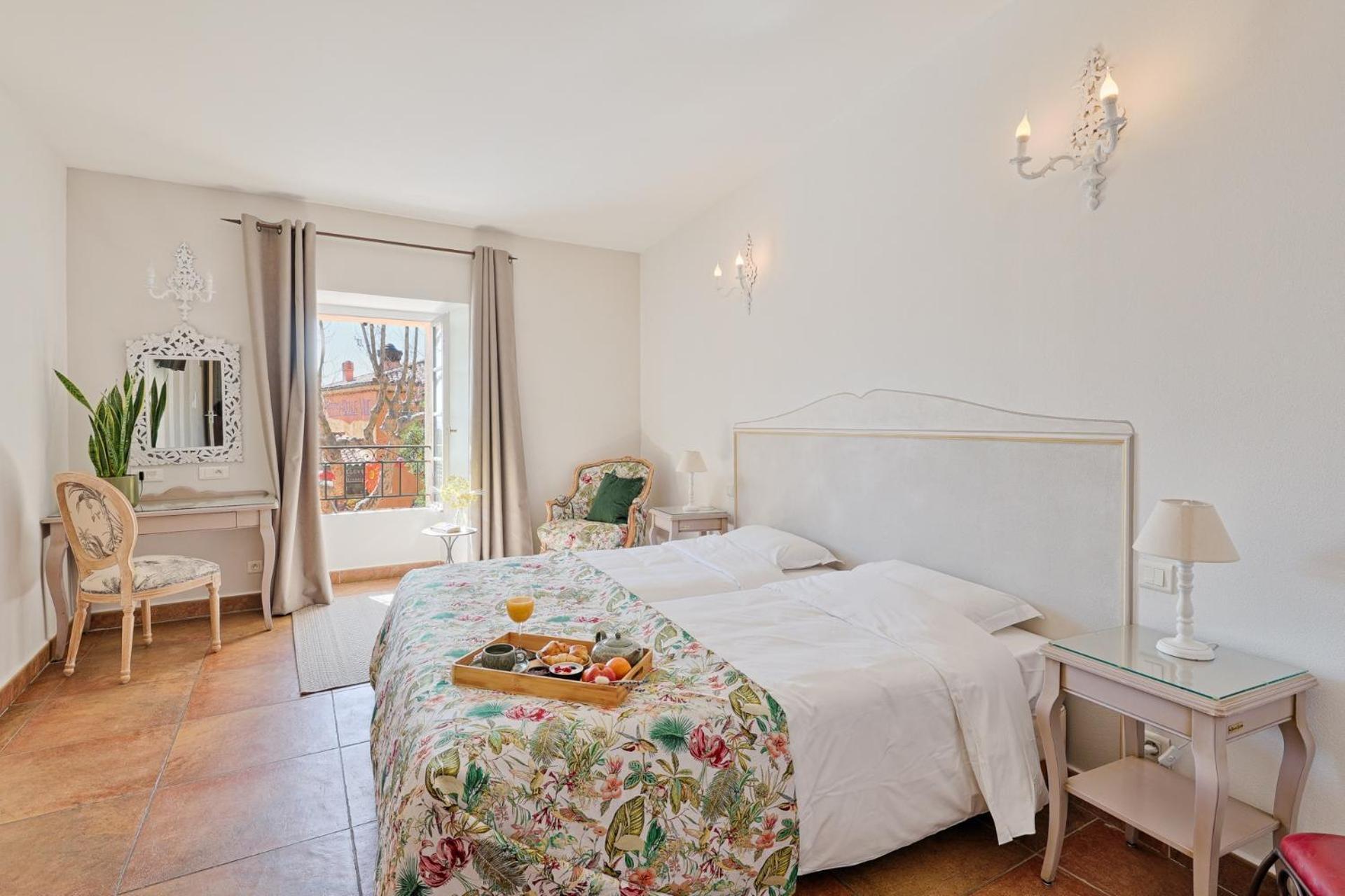 Hostellerie Du Cigalou Борм-ле-Мимоза Экстерьер фото