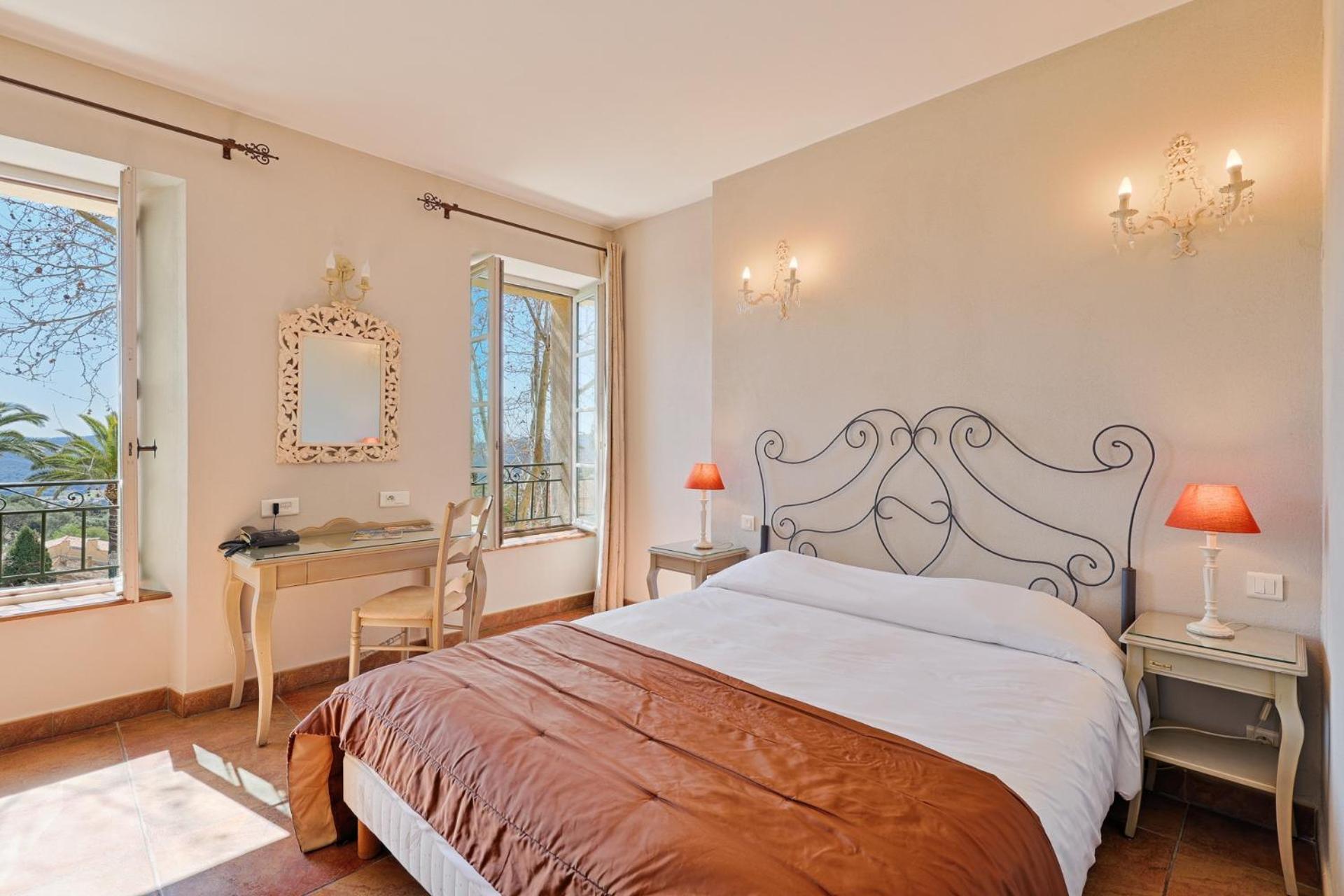 Hostellerie Du Cigalou Борм-ле-Мимоза Экстерьер фото